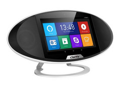 Clarity, ein Wireless Lautsprecher mit Tablet-Funktion integriert Amazon&#039;s Alexa und den Google Assistant.