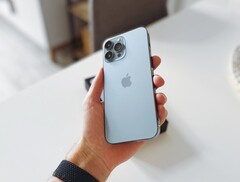 Die Produktion des Apple iPhone 13 und des iPhone 13 Pro nimmt langsam aber sicher Fahrt auf. (Bild: David Švihovec)