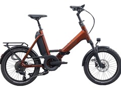 Rob Fold SUV: Faltbares E-Bike fährt mit Mittelmotor vor (Bildquelle: Hercules)