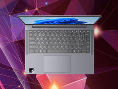 Das IdeaPad Slim 3x 14Q7X11 wiegt 1,3 kg.
