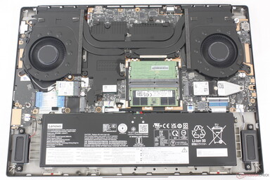 Die Kühlung des Legion 7 16 schafft hingegen 145 Watt.