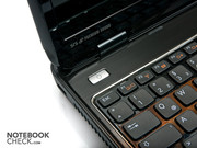 Viele zusätzliche Knöpfe gibt es nicht, nur den Power-Knopf...