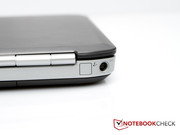 Die Öffnung für das 56k-Modem ist bei unserem Testmuster verschlossen.