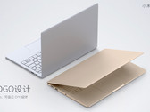 Die beiden Mi Notebook Air-Modelle kommen ohne Mi Logo, nun auch mit 4G-Anbindung.