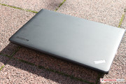Das ThinkPad Edge S430 präsentiert sich zurückhaltend: