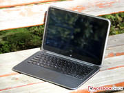 Zumindest auf den ersten Blick erweckt das Dell XPS 12 diesen Eindruck.