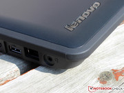 Im Vergleich mit dem Vorgängermodell X121e...