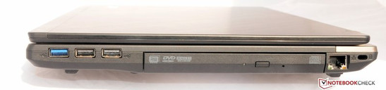 Rechte Seite: USB 3.0, 2x USB 2.0, DVD Brenner, LAN, Kensington