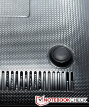Die integrierten Lautsprecher enttäuschen uns hingegen  sehr.