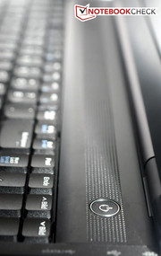 Die Lautsprecher liefern eine magere Leistung.