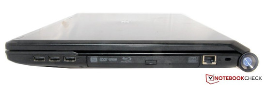Rechte Seite: 3x USB 2.0, Blu-ray Laufwerk, LAN, Kensington Lock