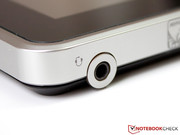 der kann auf eigene Kopfhörer oder Boxen zurückgreifen.