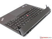 All dies versteckt sich hinter einer kleinen Klappe, ...