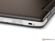 ...ist auch ein DVD-Brenner mit an Bord.