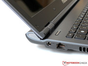 welche jedoch den maximalen Öffnungswinkel etwas einschränkt.