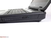 Auch das BluRay-Combo-Laufwerk gehört eher nicht zur Standardausstattung im Businessbereich.