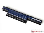 Hier verbirgt sich der 48-Wh-Akku...