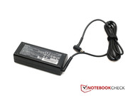 Das Netzteil des Sony Notebooks
