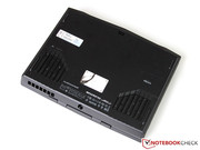 Werfen wir nun einen Blick auf die Unterseite: