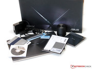 Einen derart reichhaltigen Lieferumfang erleben wir selten.