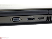 ...kann Dells Precision M4800 gleich mit drei Monitoranschlüssen aufwarten.