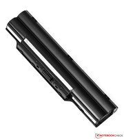 um etwa 6 bis 7 Stunden abseits der Steckdose zu arbeiten.