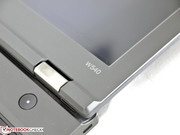 ...und der runde Starknopf ist das letzte Überbleibsel der ehemaligen Sondertasten-Leiste.