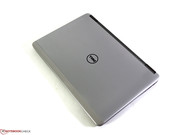 Das Dell Latitude E7240 ist ein typisches Business-Notebook,...