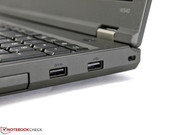 Auf jeder Seite hat Lenovo 1 x USB 3.0 und 1 x USB 2.0 untergebracht.