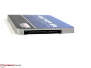 Die SATA-III-Schnittstelle ist bei modernen SSDs meist der limitierende Faktor.