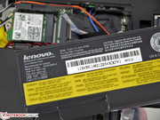 Der Akku verfügt über eine Kapazität von 57 Wh.