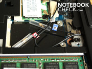 Hier gehört das UMTS-Modul hinein, die Antennen liegen schon bereit.