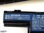 Durch Umschalten auf den integrierten GMA HD Grafikchip kann Strom gespart und die Akkulaufzeit verlängert werden