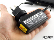 Es hat kein sperriges 220 Volt Stromkabel (Abmessungen)