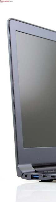 Samsung ATIV Book 9 Lite - 905S3G: Alternativ zum matten HD-Panel gibt es ein spiegelndes Touch-Panel.