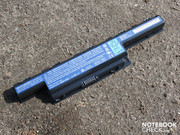 Der Akkumulator liefert lediglich 4.400 mAh.