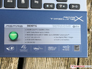 Eine 120 GB SSD macht die lahme Western Digital Platte überflüssig und acht Gigabyte RAM sind üppig.