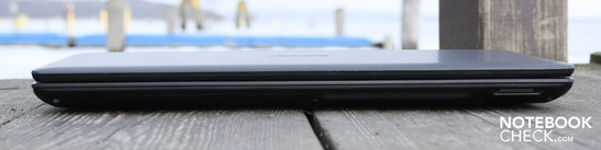 Frontseite: Kartenleser 2in1 SD, MMC