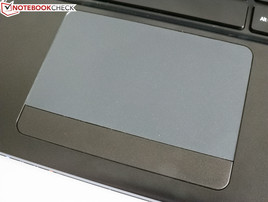 Das Touchpad ist groß, ausreichend empfindlich und verfügt über ergonomische Tasten.