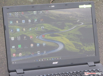 Außeneinsatz (geschossen bei komplett bedecktem Himmel und sehr leichtem Nebel)