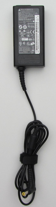 Das besitzt die Ausmaße 9,3  cm x 4,9 cm 2,4 cm...