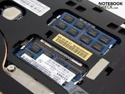 Zwei RAM-Slots beherbergen vier Gigabyte DDR3 RAM.