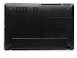 Travelmate 4740 Unterseite