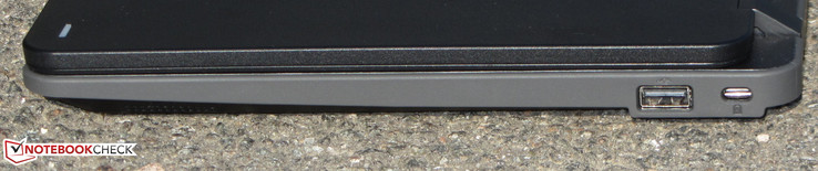 Rechte Seite: USB 2.0, Steckplatz für ein Kabelschloss