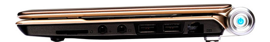 Rechte Seite: 2-in-1 Cardreader, Mikro, Kopfhörer, 2x USB, LAN, Power Knopf