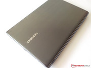 ...ohne farbenfrohe Spielereien oder Hochglanzoberflächen,...