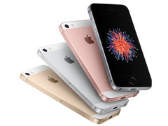 Das Apple iPhone SE hat dieselbe Größe und Form wie das iPhone 5S (Bild: Apple)