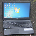 das Acer Aspire E1-532