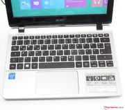 Das Gerät bringt ordentliche Eingabegeräte mit.