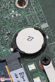 Auch auf die BIOS-Batterie hat man Zugriff.